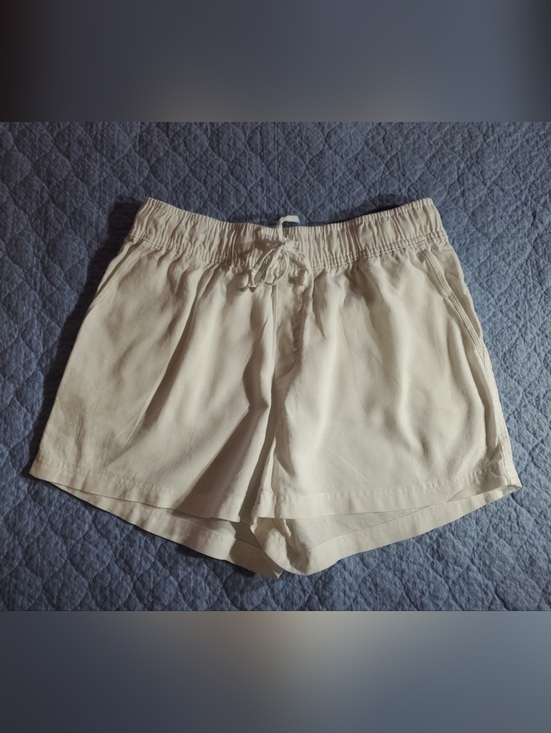 GAP Pants - GAP Med Linen Blend Off White Drawstring Elastic-Waist Shorts